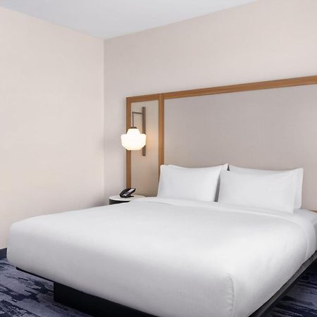 Fairfield By Marriott Inn & Suites Уэйкросс Экстерьер фото
