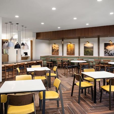 Fairfield By Marriott Inn & Suites Уэйкросс Экстерьер фото