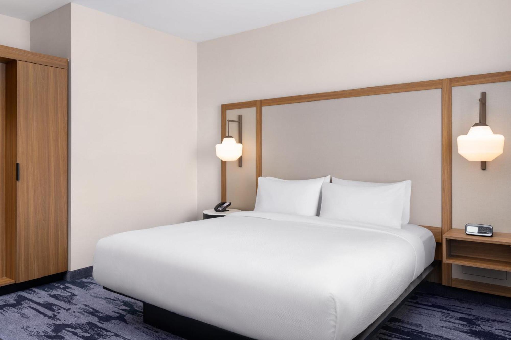 Fairfield By Marriott Inn & Suites Уэйкросс Экстерьер фото